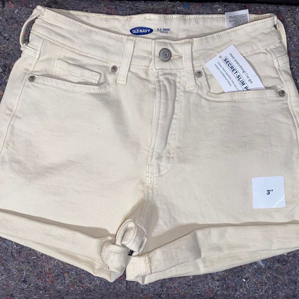 NWT Old Navy Women's Cream Denim Shorts - Sz 0